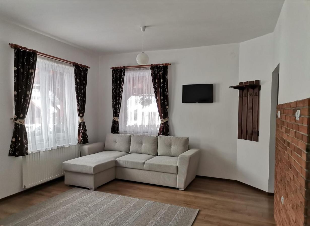 Dio Vendeghaz Hotell Praid Exteriör bild