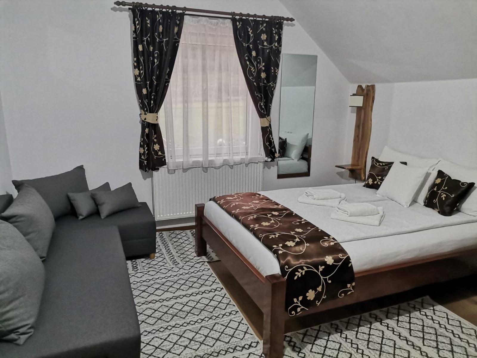 Dio Vendeghaz Hotell Praid Exteriör bild
